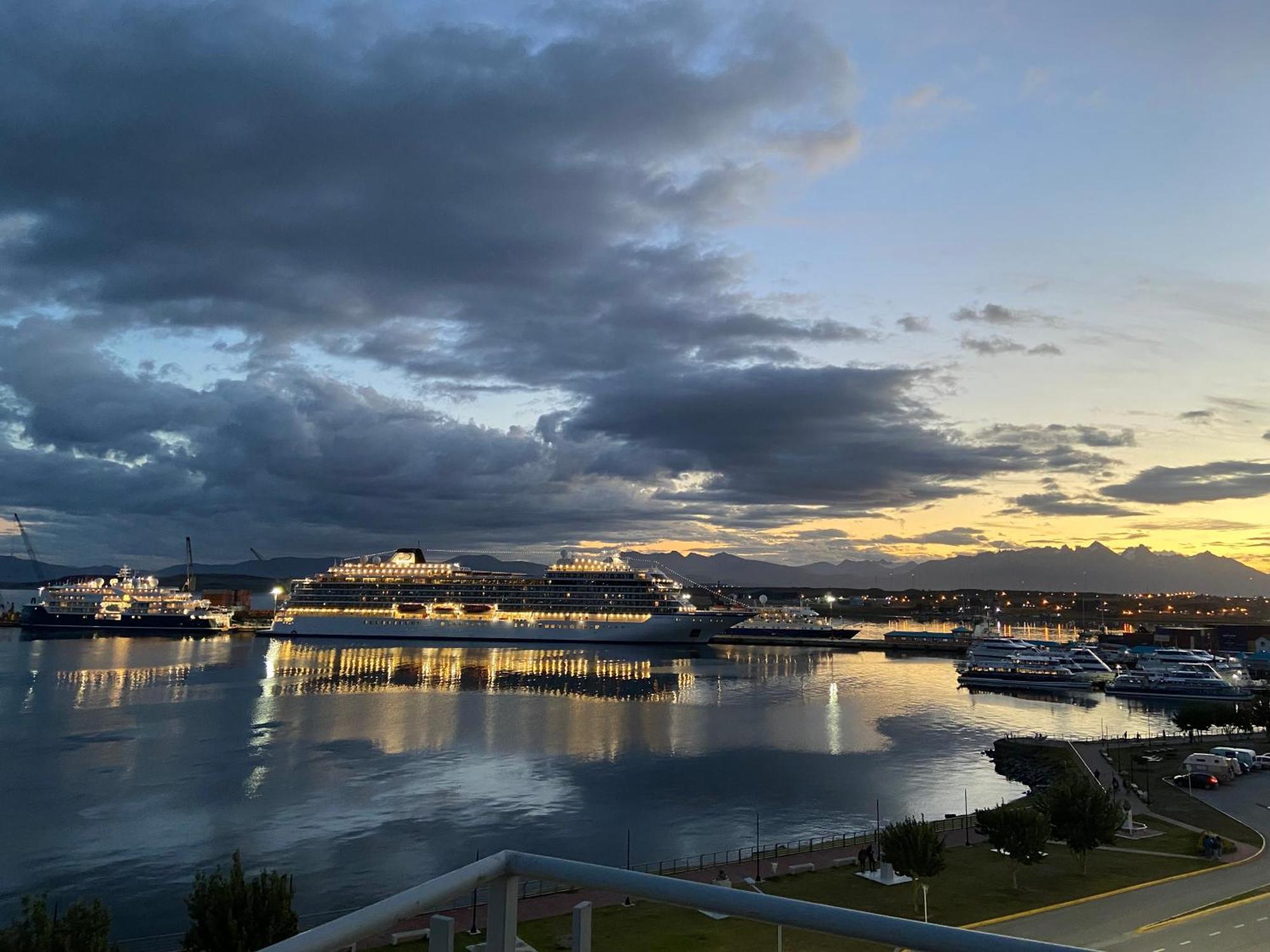 Apartamento Antartida Park Ushuaia Exteriör bild